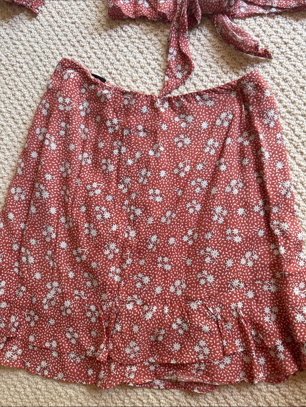 Lulu's Rust-Red Floral Set - tie front blouse with ruffled skirt - Picture 4 of 5